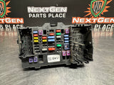 2015 CHEVY SILVERADO 3500 RH DASH FUSE BOX 23443944-02 #814