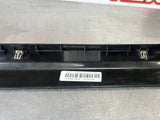 2008 C6 CORVETTE RH INNER DOOR SILL TRIM COVER USED OEM 25777564 #224