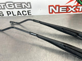 04-06 PONTIAC GTO OEM WIPER ARMS