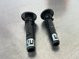 2020 CAMARO LT1 RF RH BLACK FRONT SEAT HEAD RESTRAINT GUIDE SET OEM #202