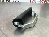 97-04 C5 CORVETTE RH PASSENGER INTERIOR DOOR PANEL HANDLE OEM #162