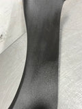 05-13 C6 CORVETTE RH PASSENGER SIDE FRONT LOWER B PILLAR TRIM OEM 15259173 #119