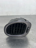 04-06 PONTIAC GTO RH DOOR PANEL AIR VENT OEM 92047894