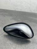 04-06 PONTIAC GTO RH PASSENGER SIDE INTERIOR DOOR HANDLE 92050974