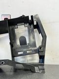 1998 C5 CORVETTE PASSENGER FOOTWELL BRACKET FUSE & RELAY OEM 10156135 #151