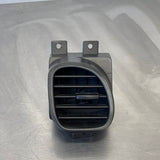 97-04 C5 CORVETTE OUTER RH DASH VENT OEM 10406516 #75
